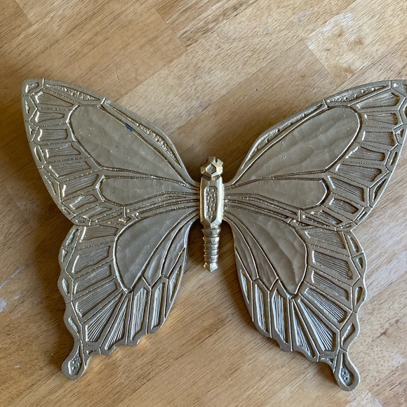 1968 Set of gold Butterfly wall hangings - Picture 2 of 12